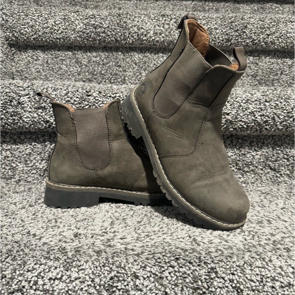 WindRiver Women’s Chelsea Boot